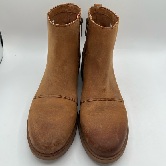 Like New Sorel Women's Emelie III Zip up Leather bootie Chealse boots, Tan 9.5 - Picture 4 of 9